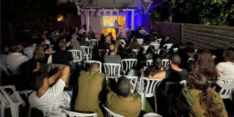 מיזם  "גיבור בסלון": המיזם שמביא את סיפורי הגבורה הביתה