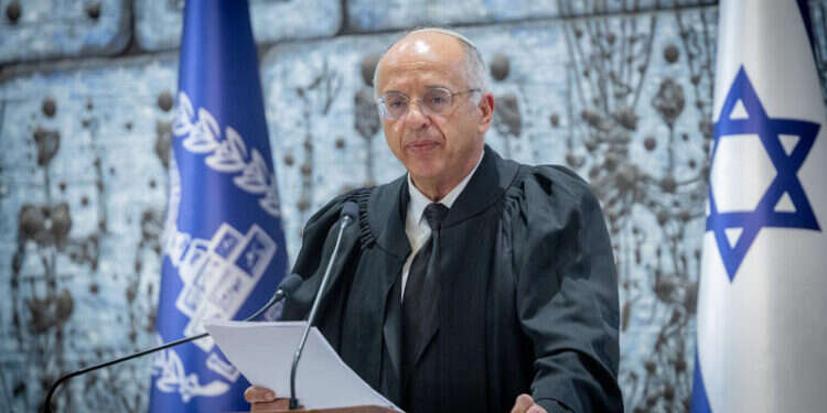 השופט נעם סולברג בטקס בבית הנשיא. צילום: חיים גולדברג -פלאש 90